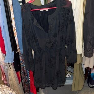 Chelsea & Violet Black Long Sleeve Dress